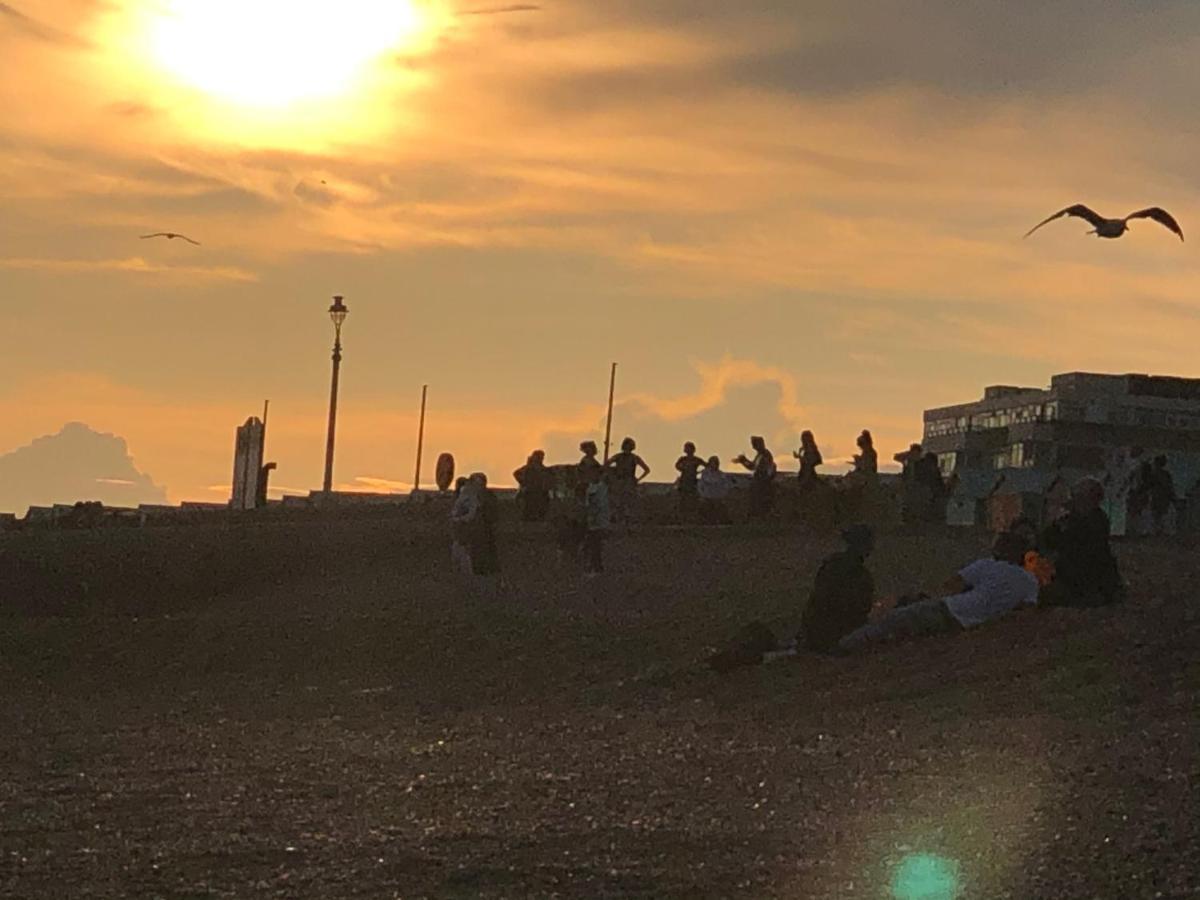 Poets Rest, Free Parking, Ev Socket Fees Apply Walk To Beach Hove Exterior foto