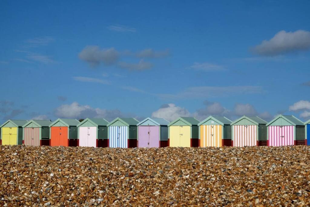Poets Rest, Free Parking, Ev Socket Fees Apply Walk To Beach Hove Exterior foto